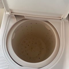 【7月お渡し可能】二層式洗濯機の画像