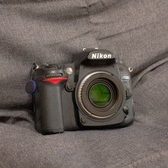 D7000【ボディ、バッテリー×2】