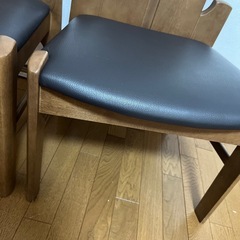 本日中！カリモク　ダイニングチェアの画像