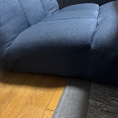 決まりました※本日限定※ワイドコイル座椅子　ネイビー色の画像