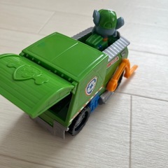 パウパト　ロッキーフィギュアの画像