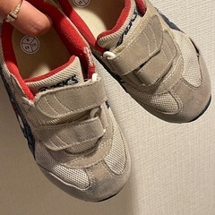 【無料】asics アシックススニーカー16.5cm