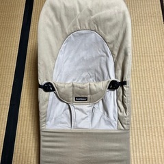 BABYBJÖRN ベビーバウンサー ベージュ+ 赤ちゃん用おも...
