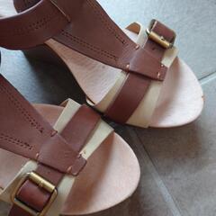 23cmくらい  サンダル  厚底   ブラウンの画像