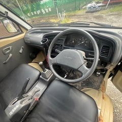 乗って帰れます❗️キャリートラック❗️ハイロー切替式4WD❗️MT❗️丸目❗️の画像