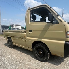 乗って帰れます❗️キャリートラック❗️ハイロー切替式4WD❗️MT❗️丸目❗️の画像
