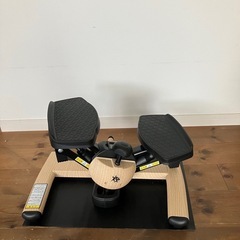 東急スポーツオアシス ツイストエアロステッパー木目調の画像