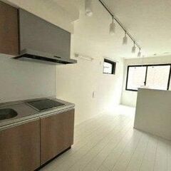 🔥Up賃貸🔥フリーレント1ヶ月　【地下室付きメゾネット】🔥新築『1LDK』北区志茂２丁目✨敷金礼金無料💰✨最寄駅・東京メトロ南北線 志茂 徒歩4分の駅近物件🚃🎶✨設備も充実💜　💜atの画像
