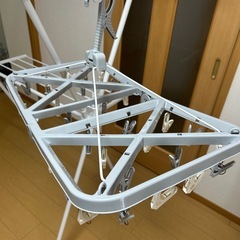 お譲り決まりました　X型室内用物干し・物干しクリップハンガー・物干し竿　3点セットの画像