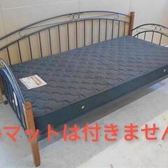 ニトリ　パイプベッド　シングル