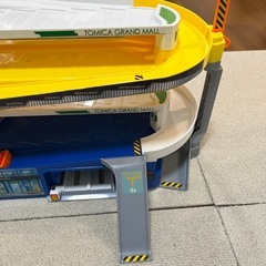 トミカのおもちゃ　400円でお譲りしますの画像