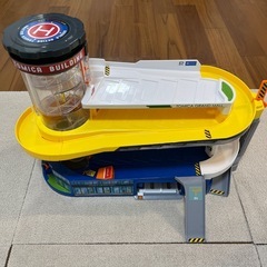 トミカのおもちゃ　400円でお譲りします