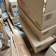 端材　薪　ストーブ　キャンプ　キャンプファイヤーの画像