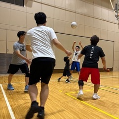 ⭐️ゆるゆるバスケサークルメンバー募集！！⭐️途中参加もありです！フリースロー大会でもれなく会費無料！！次回6月18日今宿地区センター１８時〜２１時！！ - スポーツ