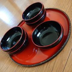 【新品未使用】手巻き寿し・ちらし寿司セット　醤油差し付き  漆器の画像