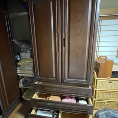 洋服箪笥