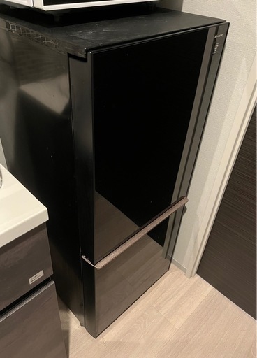 シャープ　冷蔵庫　137L 2018年製　