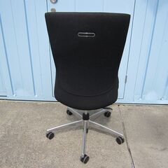 事務イス　肘なし　ブラック　コクヨ製プントチェア　CRS-G2422F6の画像