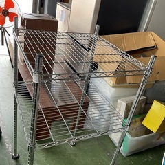 スチールラック　中サイズ　ぐらつきあり　中古の画像
