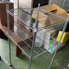 スチールラック　中サイズ　ぐらつきあり　中古の画像