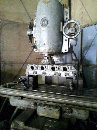 外車.ロールス.ロイス.ベントレ-各部精密加工済みエコシリンダーヘツト取付け