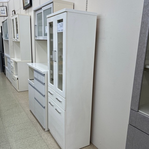 リユースのサカイ東金店 食器棚 白 ※キズ、汚れあり TJ12666 (リユース