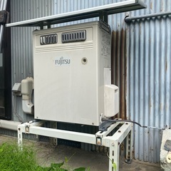 油だき温水ボイラー