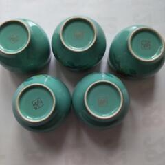 湯呑み茶碗の画像