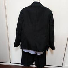 キッズフォーマルスーツ　１３０Aの画像