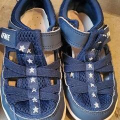 【18.0〜18.5】男の子向け靴3足の画像