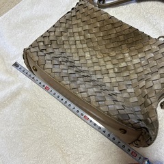 本牛皮ハンドバッグ