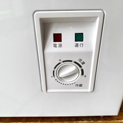 simplus シンプラス 1ドア 冷凍庫 冷蔵庫 上開き 66L ホワイト 2023 中古 買取 SP-66LUPの画像