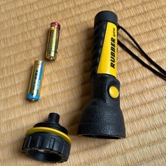 Amazon ヤザワ　クセノンラバーライト　防滴単3形2個の画像