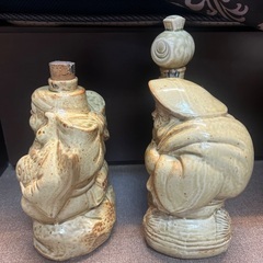 白泉作 酒瓶 オブジェ2体の画像