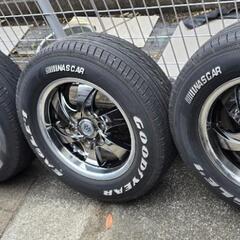 200系ハイエース　１６インチ　