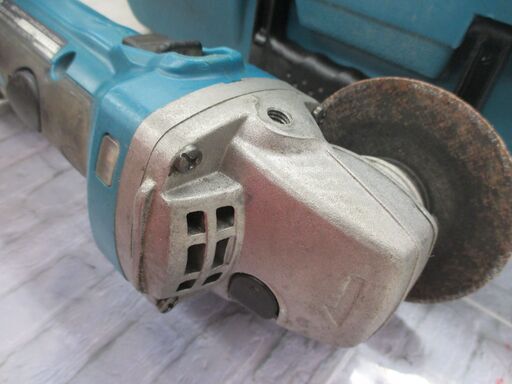 makita マキタ GA400D ディスクグラインダ 中古品 14.4V ハンドル付【ハンズクラフト宜野湾店】