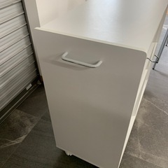 店舗、出張買取実施中★キャスター付きカラーボックス　白の画像