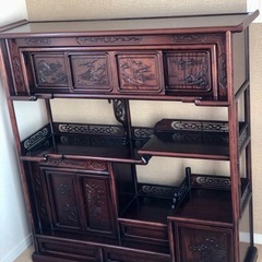 和風 飾り棚／茶箪笥（細工彫り入り・美品）  
の画像