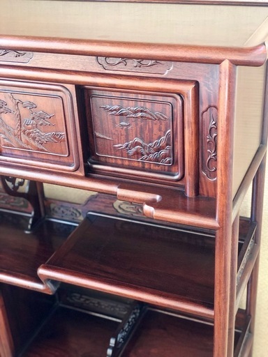 和風 飾り棚／茶箪笥（細工彫り入り・美品）