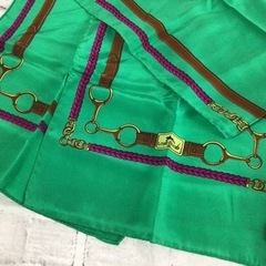 W003 保管品 LOMG CHAMP/ロンシャン ストール/スカーフ グリーン/ピンク ITALIA SILK 柄あり 古着 現状品の画像