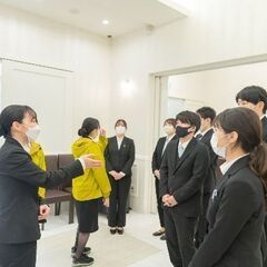 【TVCMで話題】「小さな森の家」家族葬ホールの＜セレモニーアシスタント＞シフト柔軟♪☆経験ゼロでも大丈夫◎研修あり＼ミドル＆シニア活躍中／週3日×1日5h～♪ブランクOK！の画像
