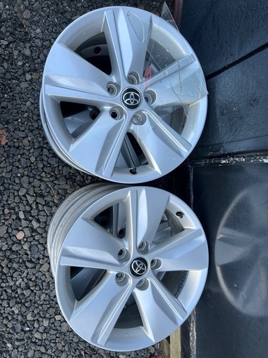 決まりました。トヨタ60ハリヤー純正ホイールエレガンス