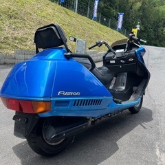 新入庫★フュージョンタイプX 
希少のブルー　距離18,000㌔台　★の画像