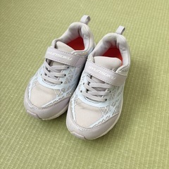 子供靴：19cm 瞬足 ラベンダー色