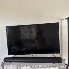 液晶テレビとスピーカーセット