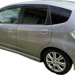 ホンダ　フィットRS  希少車の画像