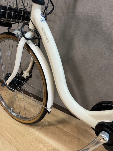 美品✨ ブリヂストン電動自転車、バッテリーB400 