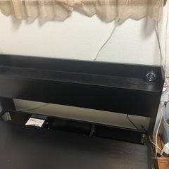 ダブルベッドフレームの画像