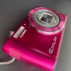 【最終値下】美品 
CASIO デジタルカメラ EXILIM EX-ZS190 広角24mm 光学12倍ズーム プレミアムオート 1610万画素の画像