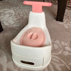 【昭和レトロ】コンビのおまる　トイレトレーニング　幼児用トイレ　引き出し式　ピンク　の画像